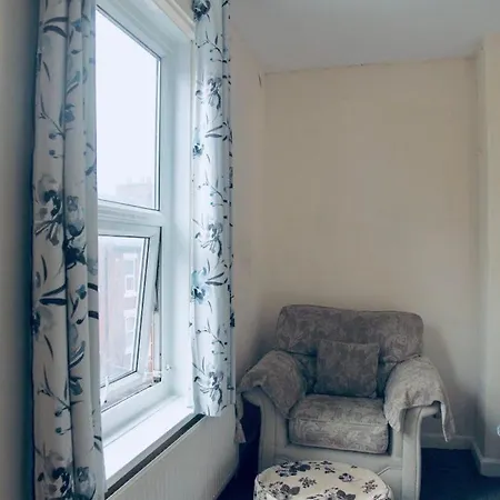 Peacefully And Centrally Located Double Bedroom